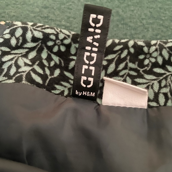 H&M Divided Mini Skirt - Picture 13 of 16